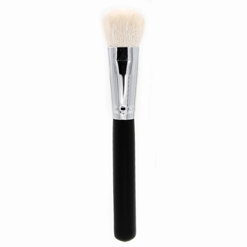 C472 Pro Chisel Blush Brush