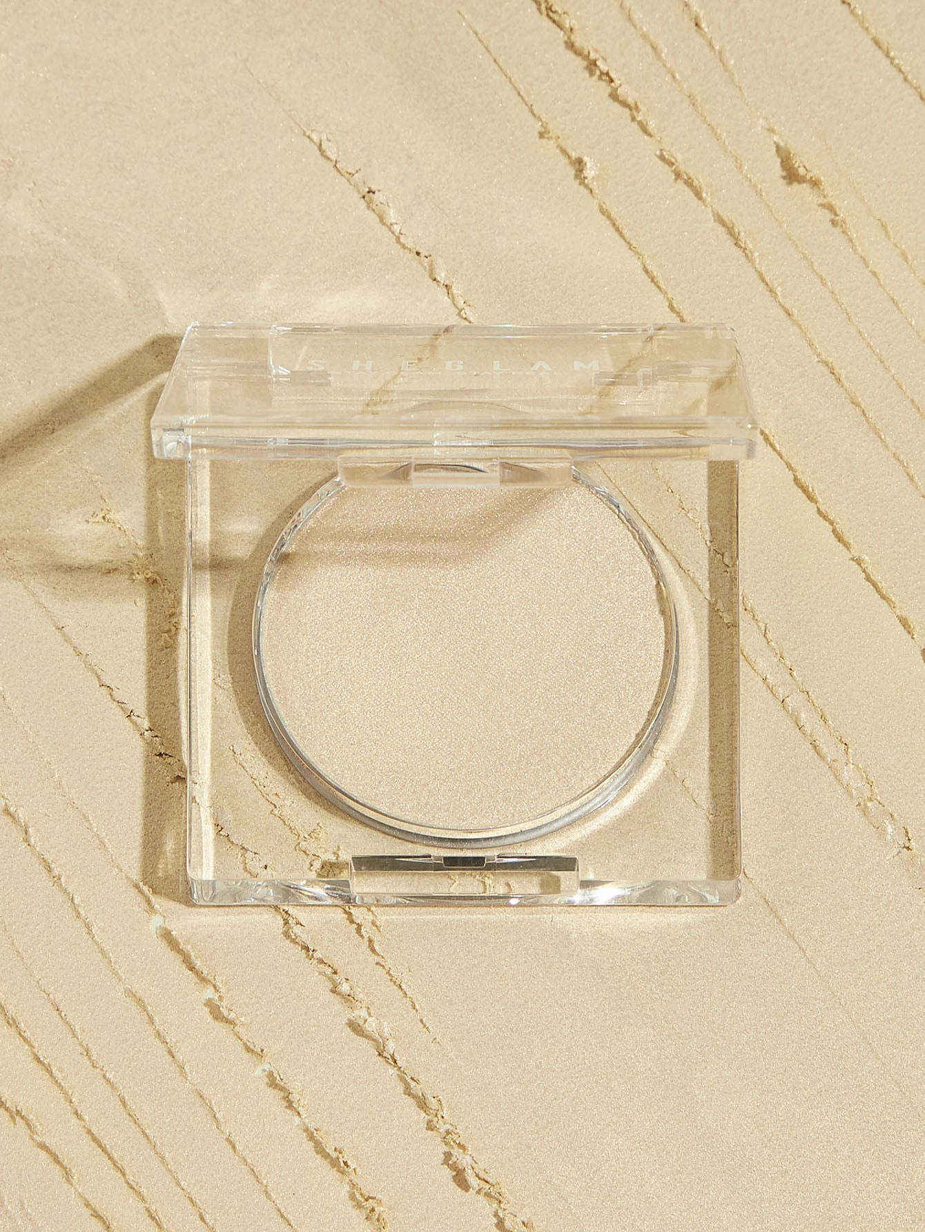 Cosmic Crystal Mousse Highlighter  - Vanilla Skeye