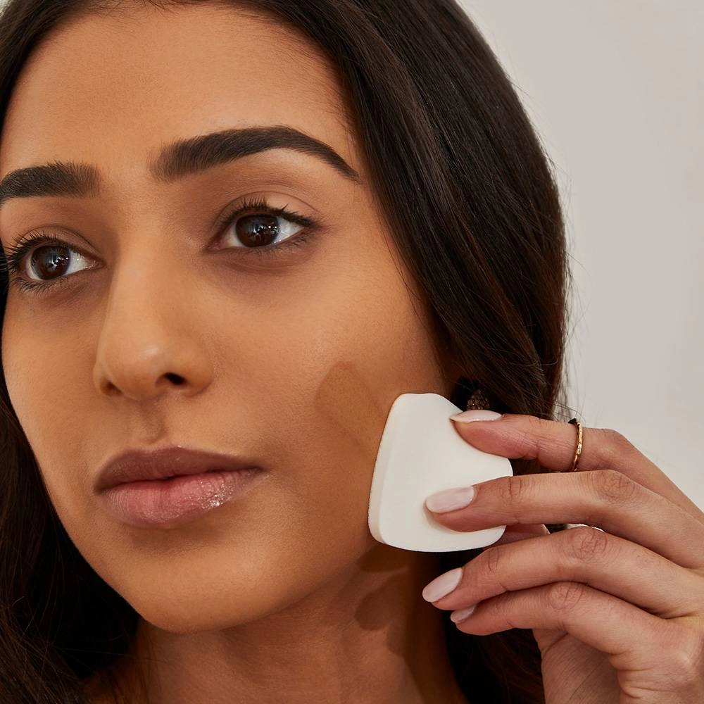 LOREAL INFALLIBLE Up 24H Fresh Wear Foundation In A Powder بودرة الأساس من لوريال بارس