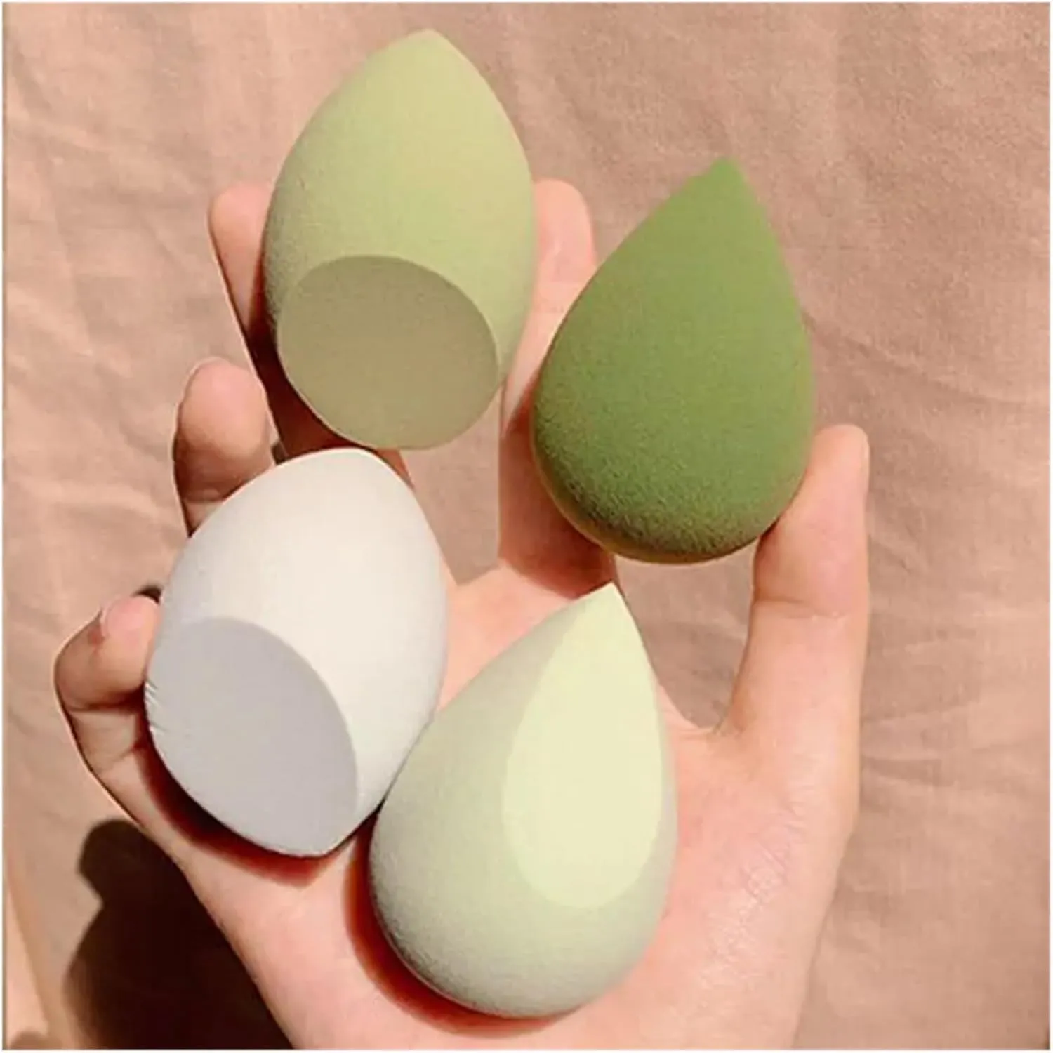 SBTRKT 4pcs/bag Fashion Make Up Blender Cosmetic Puff Makeup Sponge Foundation Powder Sponge Beauty Tool Makeup Tool Accessories (Color : 01)