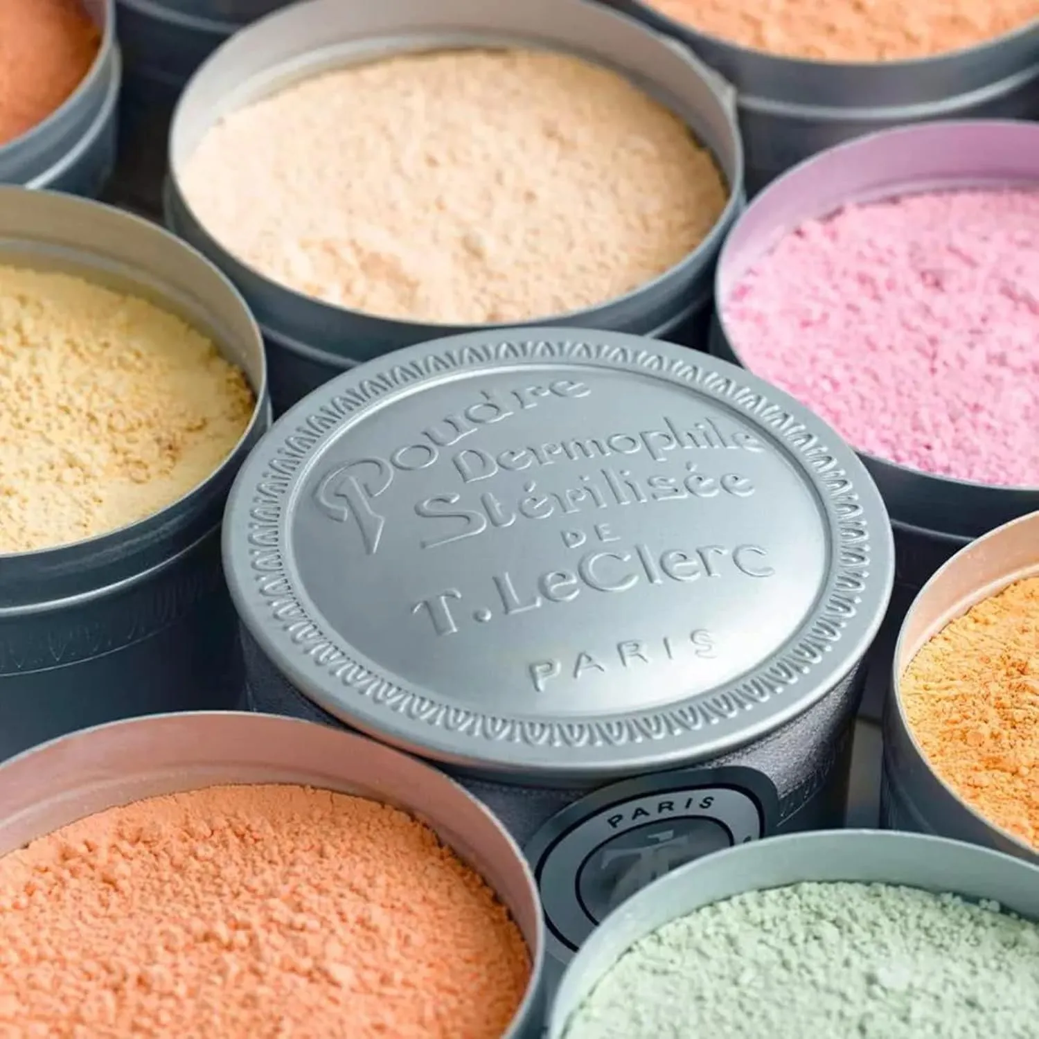 T. LeClerc Loose Facial Powder - Face Makeup Setting Powder Longwear, Blendable Mineral Minimizes Pores & Perfects Skin Tones Blurs Fine Lines Foundation, Concealer, Smoothes, Mattifies (Chair Ocree)