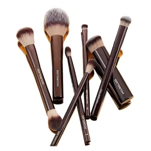 Vegan brush travel brush set includes 7 brushes for the eye and face with a bag gift box packaging